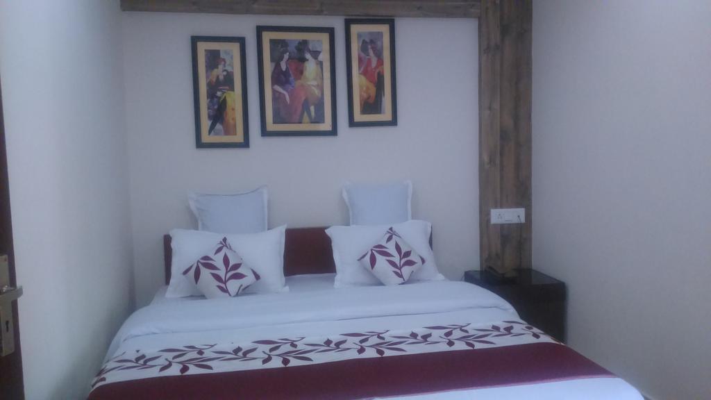 Breeze Hotel Siliguri Eksteriør bilde