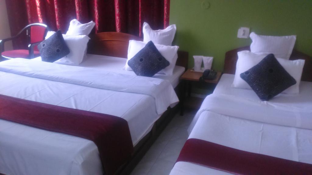 Breeze Hotel Siliguri Rom bilde