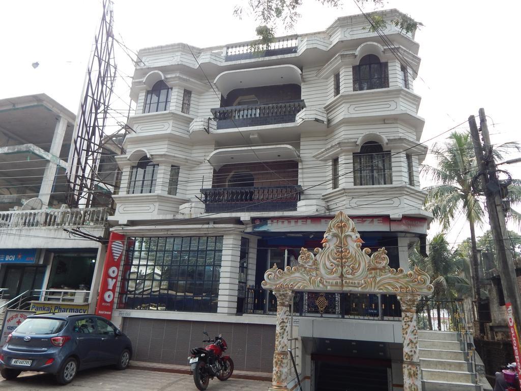Breeze Hotel Siliguri Eksteriør bilde