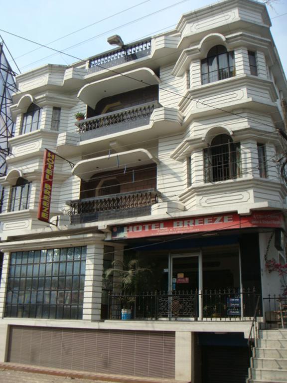 Breeze Hotel Siliguri Eksteriør bilde