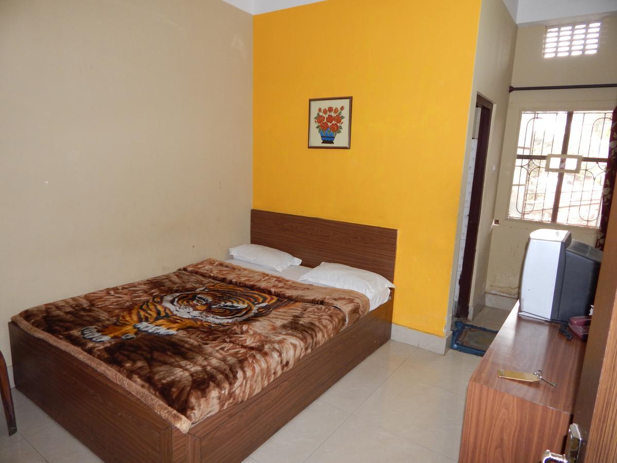 Breeze Hotel Siliguri Eksteriør bilde