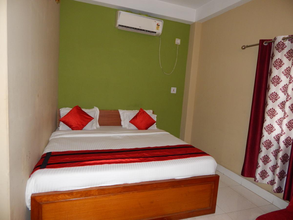 Breeze Hotel Siliguri Eksteriør bilde