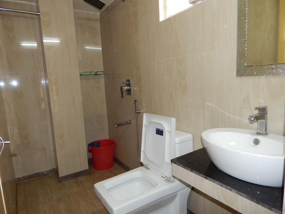 Breeze Hotel Siliguri Eksteriør bilde